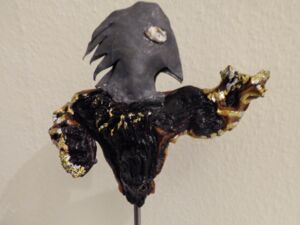Galerie - “Adler“, Wurzelholz, Blei, Stein, Blattgold, Lack